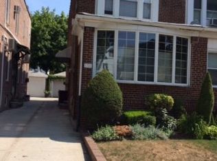 1721 E 31st St, Brooklyn, NY 11234