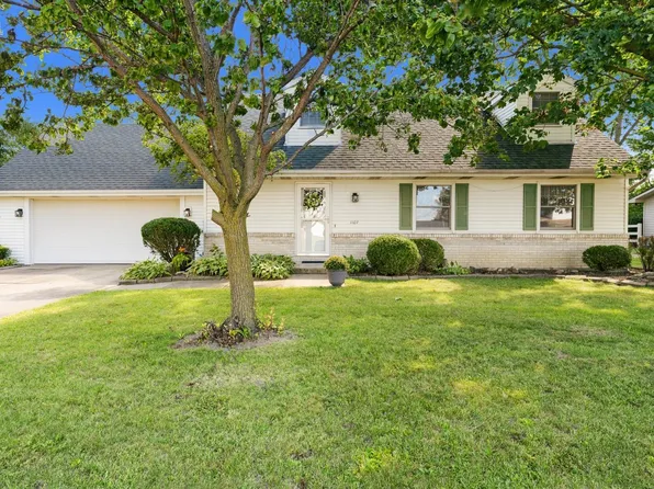 1107 Grant St, Pt Clinton, OH 43452