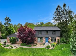 6457 Grand Circle Dr, Brighton, MI