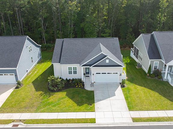 3rd image of 18567 Emerson Way