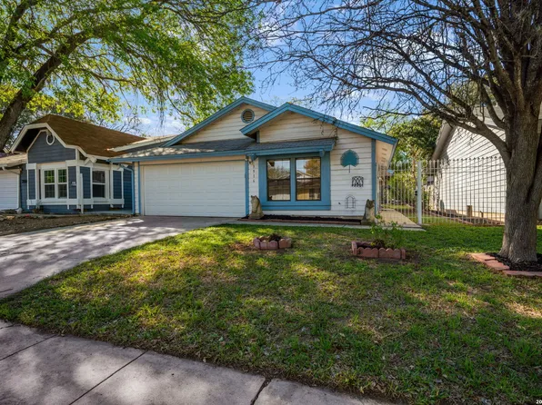 3916 Chimney Springs, San Antonio, TX 78247