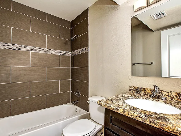 7241 E Belleview St #3 — Photo 8