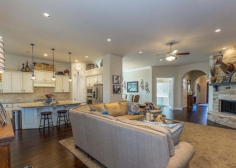 1st image of 2318 Dolan Springs Ln