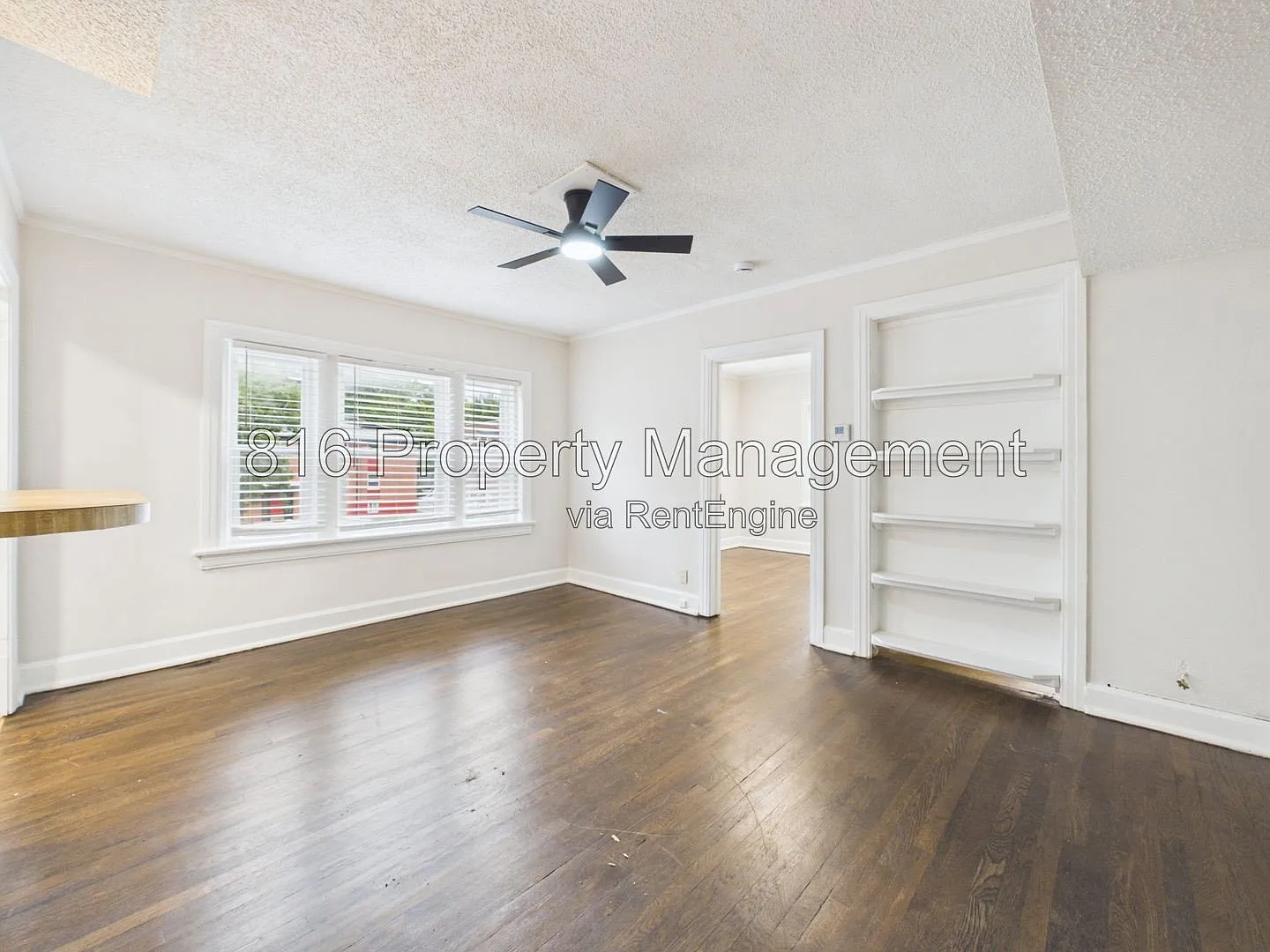 1 bed, 1.0 bath, 500 sqft, $900 — Photo 2