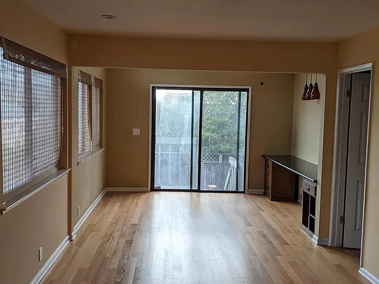 412 Avalon Dr — Photo 5