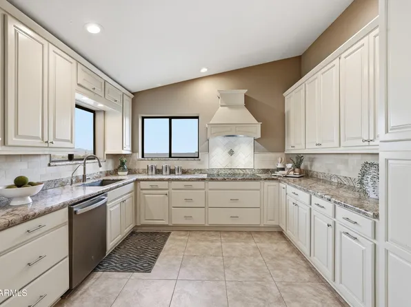 5001 N TUTHILL Road, Litchfield Park, AZ 85340