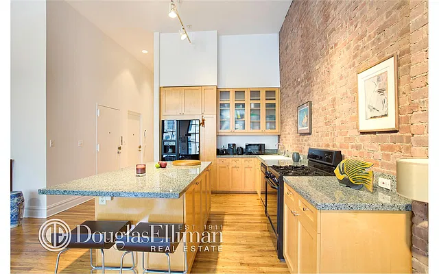 Sold by Douglas Elliman | media 2