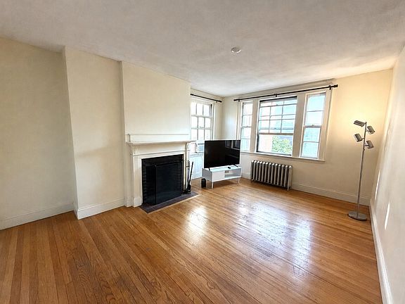 2nd image of 31 Concord Ave APT 19