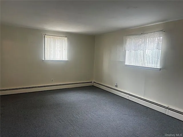403 E Hoffman Ave — Photo 8