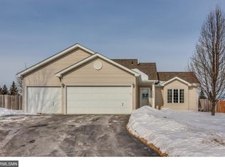 1858 Rochelle Curv, Shakopee, MN 55379