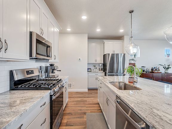 5th image of 11483 S Prosperity Rd