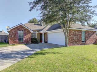100 Riesling Cir, Broussard, LA 70518