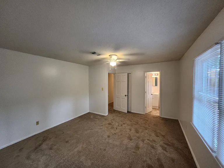 3602 Nassau Dr — Photo 10
