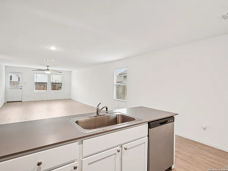 7216 Pasture Run — Photo 10