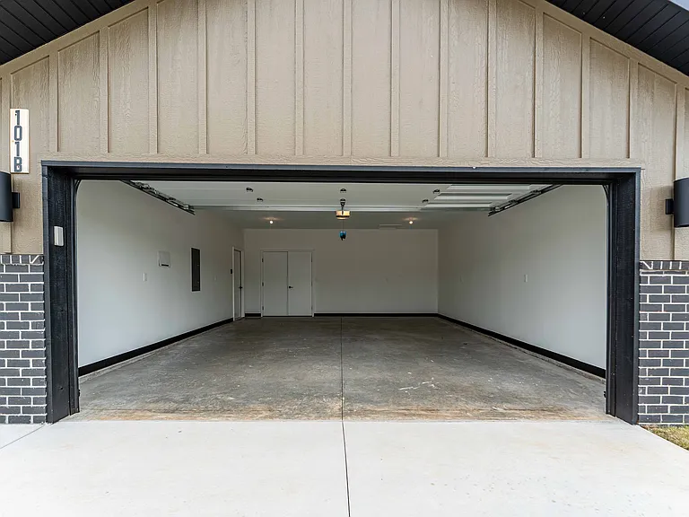 Villas at Anthony Park — Photo 36