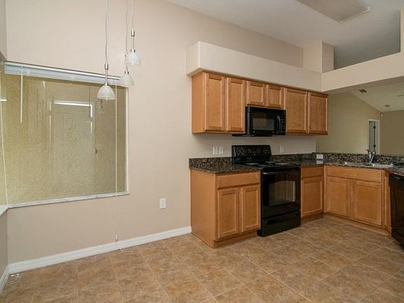 3rd image of 31023 Baclan Dr