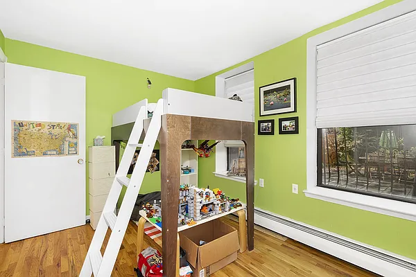 Rented by Compass | media 13