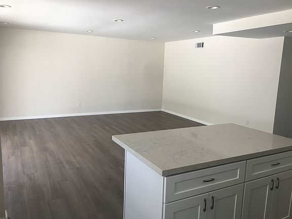 5th image of 12232 Van Nuys Blvd