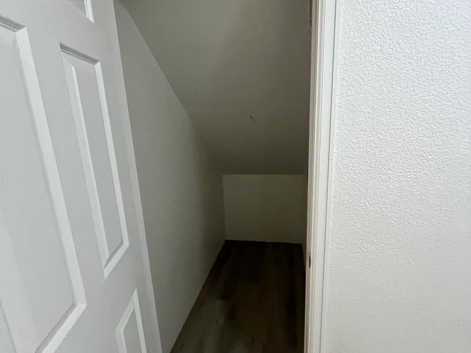 1 bed, 1000 sqft, $1,200 — Photo 3
