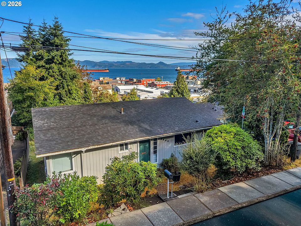1st image of 2840 Grand Ave