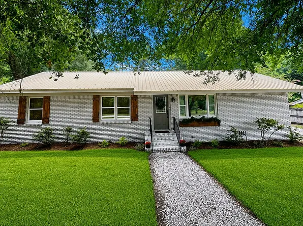 2920 Graham Rd S, Mobile, AL 36618