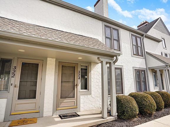 3rd image of 324 Saint Andrews Dr