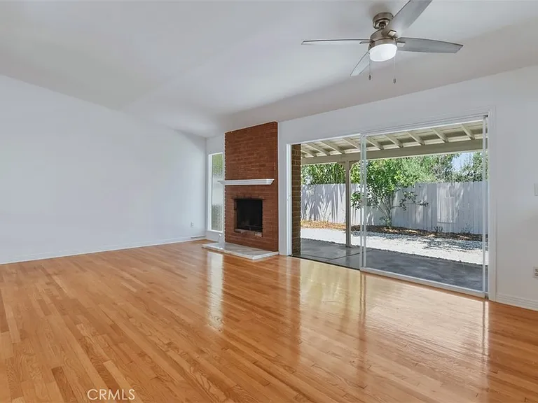 5836 Wish Ave — Photo 14