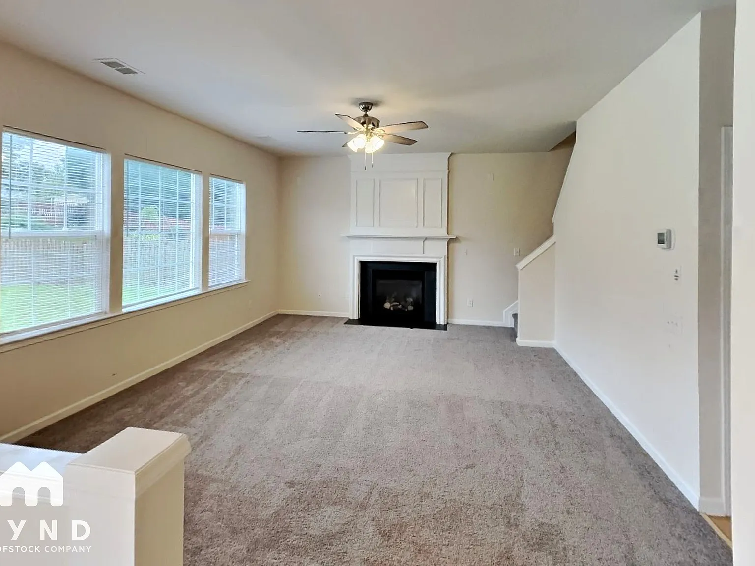 4 bed, 2.5 bath, 1944 sqft, $2,295 — Photo 4