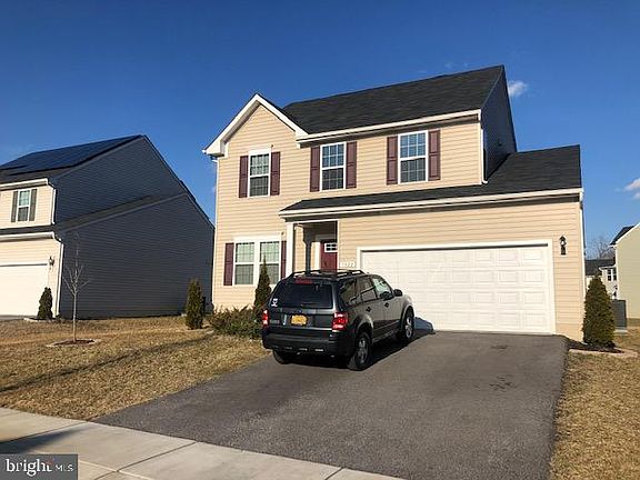 2nd image of 7822 Maple Run Ct