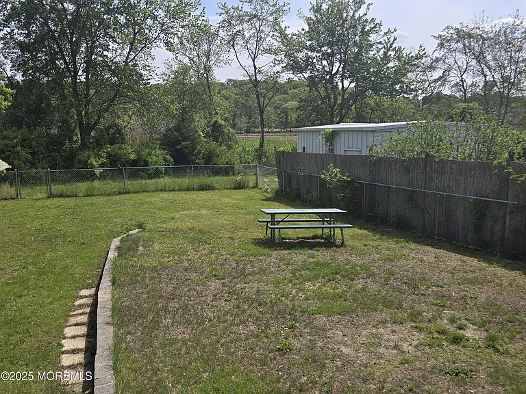 330 Elizabeth Ave — Photo 16