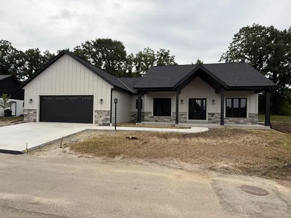 W208N16278 Renee WAY, Jackson, WI 53037