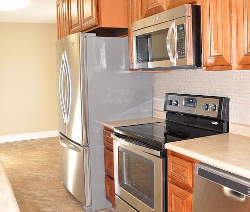 4th image of 500 E Inskip Dr