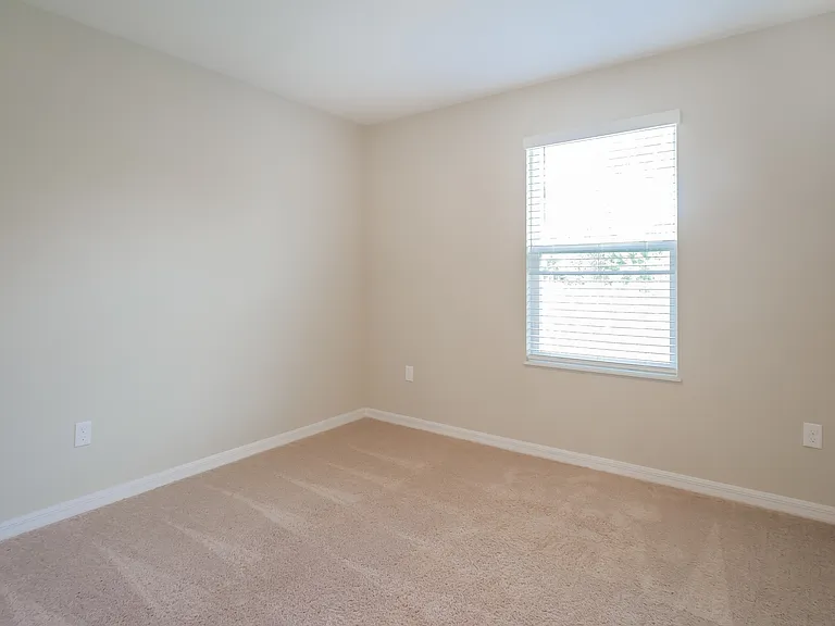 353 Fellbrook Dr — Photo 12