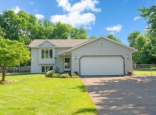 820 Fox Tree Ln N, Hudson, WI 54016