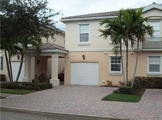 405 Capistrano Dr, Palm Beach Gardens, FL 33410