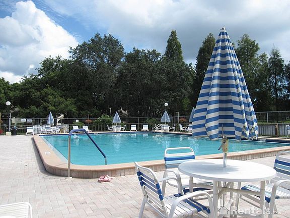 3rd image of 2494 Laurelwood Dr #1-C