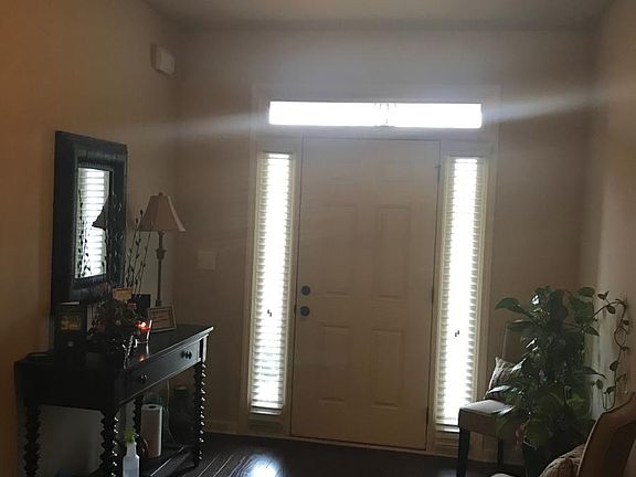 2nd image of 28 Churchhill Dr