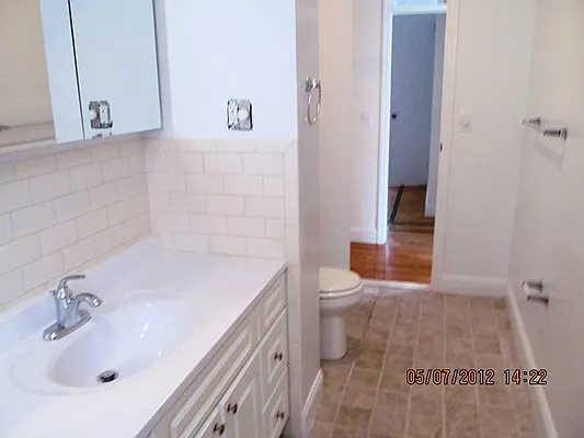 Rented by PMG Real Estate  | media 33