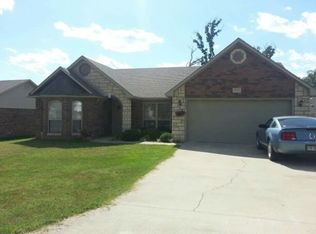 1715 Twin Oaks Dr, Van Buren, AR 72956