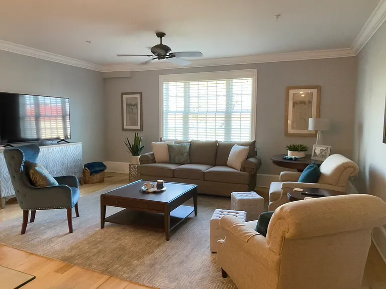 28 Broad St #304 — Photo 9