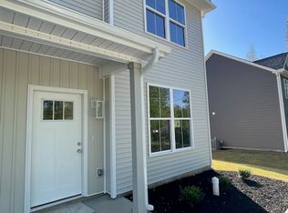 130 Lakeside Dr, Taylors, SC 29687