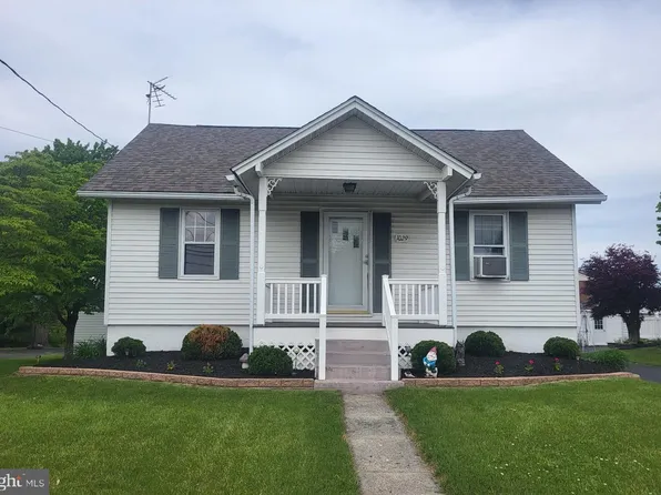 1029 E Philadelphia Ave, Gilbertsville, PA 19525