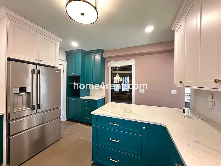 641 W 39th Ter — Photo 24