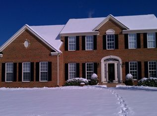 8 Palladio Dr, Stafford, VA 22554