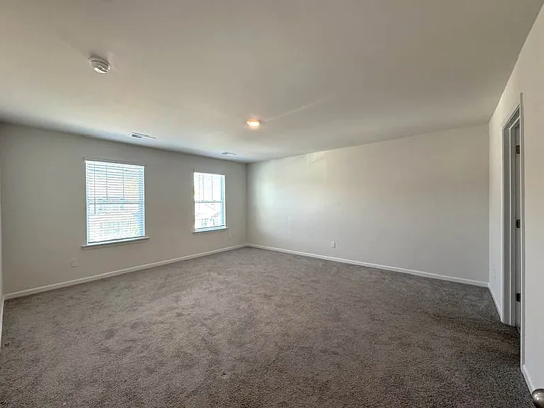 7898 Old Brook Rd — Photo 15