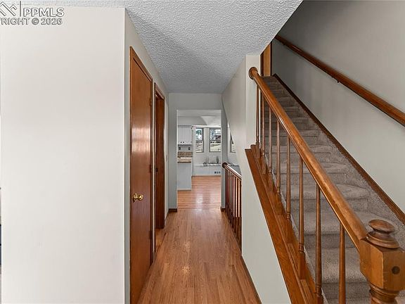 2nd image of 925 Wuthering Heights Dr