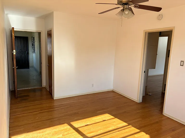 1015 E Ocean Blvd #17 — Photo 9