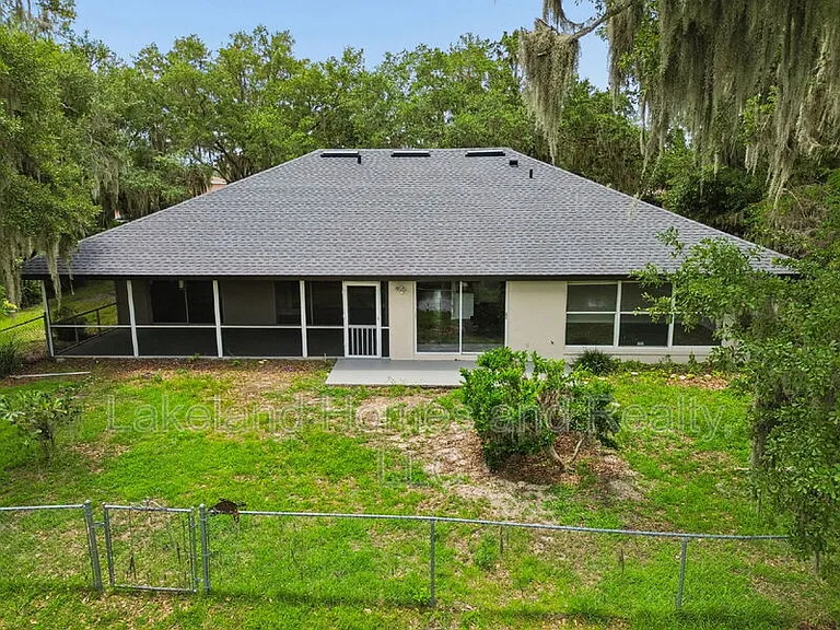 95 Woodside Dr — Photo 55