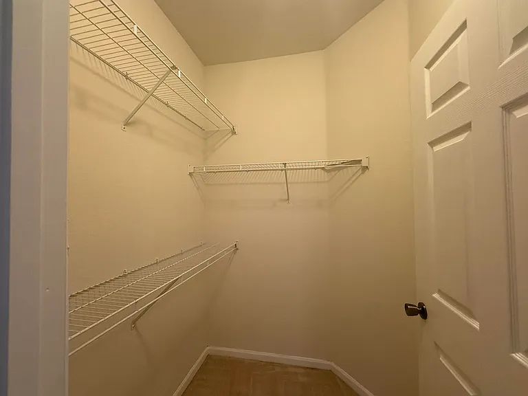 2801 Chancellorsville Dr #1326 — Photo 39