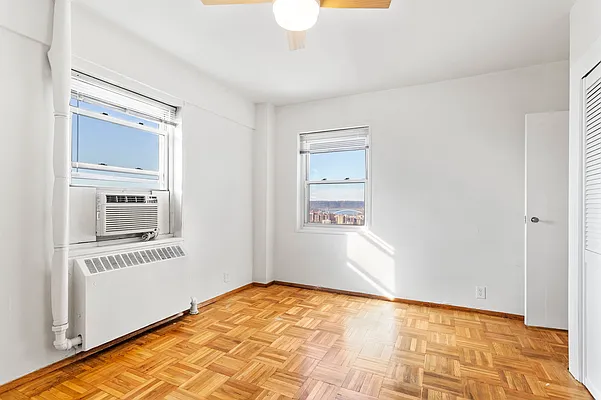 Sold by Level Group | media 6